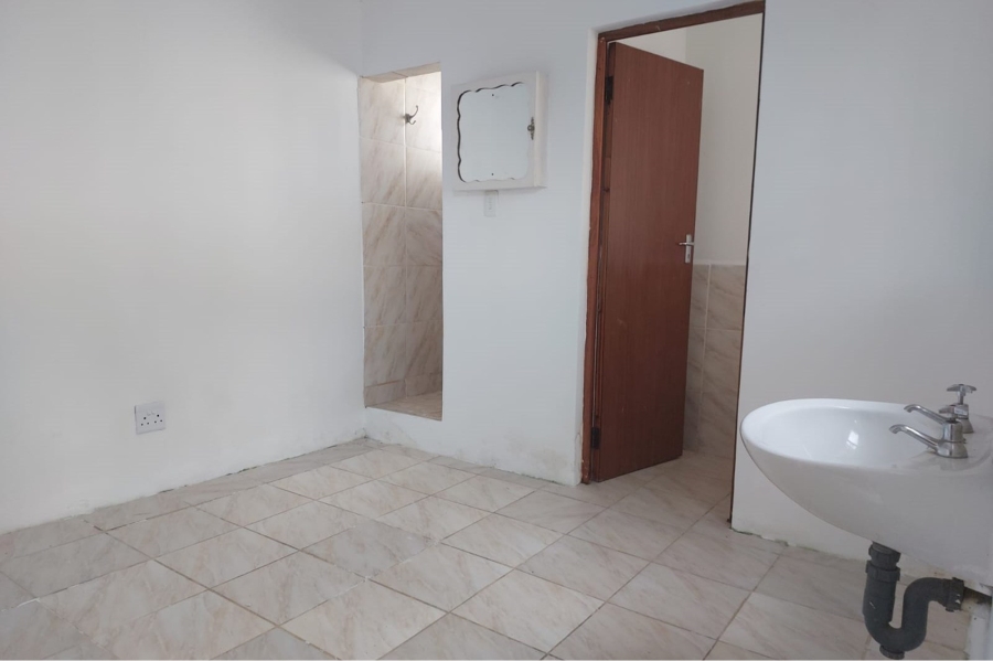 3 Bedroom Property for Sale in Uitenhage Upper Central Eastern Cape